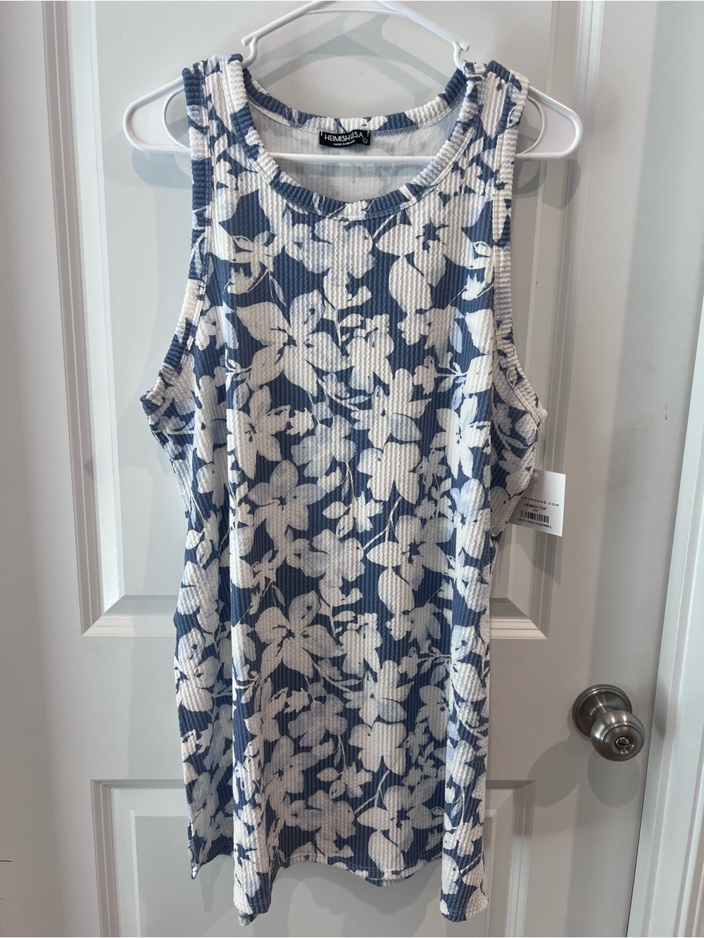 NWT HEIMISH USA Blue & White Floral Ribbed Top Size Large